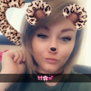 Meet your Posher, Tabitha